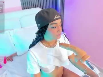 Chaturbate Best live sex cam show of clawdeen__wolf