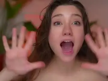 Chaturbate Live Sex Cam of mia_dynasty