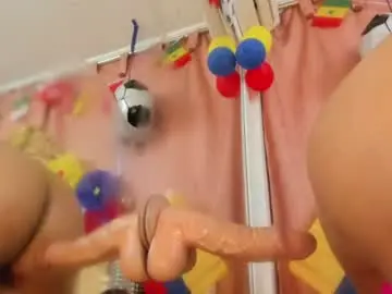 Chaturbate Live Sex Cam of may_lovers