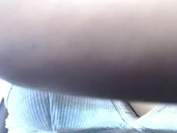 Chaturbate Live Sex Cam of velvetcrystal