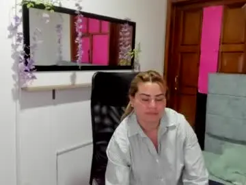 Chaturbate Watch Live Sex Cams of julieta_star69