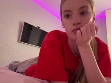Chaturbate Best live sex cam show of rolandescholz