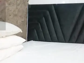 Chaturbate Live Sex Cam of skinnysamantha