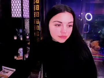 Chaturbate Nude Webcam of alma_pearl