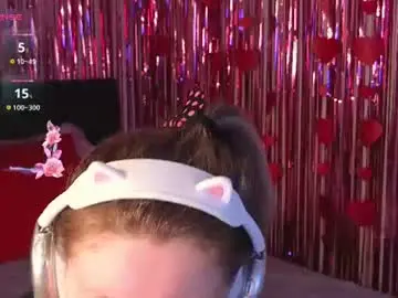 Chaturbate Live Sex Cam of lora_amber