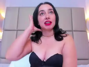 Chaturbate Best live sex cam show of lucymendezz_