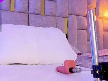 Chaturbate Free Live Porn of camilaa_smith_