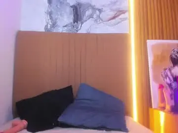 Chaturbate Best live sex cam show of carolinecastle