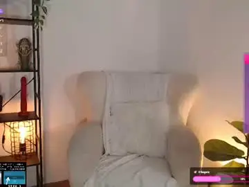 Chaturbate Live Porn of lucylia_