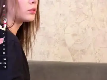 Chaturbate Live Sex Cam of the_truewoman_show
