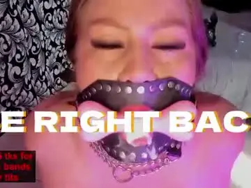 Chaturbate Live Sex Cam of dirty_foxy69