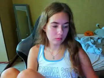 Chaturbate Free Live Porn of emilyy____
