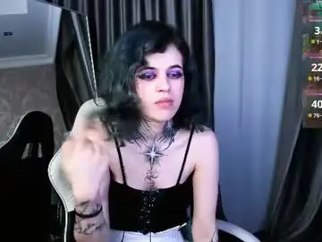 Chaturbate Nude Webcam of noellegothicshadow