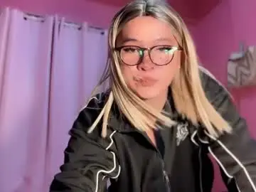Chaturbate Live Sex of krezikeed