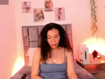 Chaturbate Live Sex of luna_jone