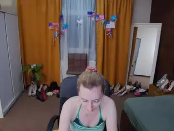 Chaturbate Adult Webcams of evelynreagan