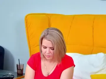 Chaturbate Live Sex of adeleravelle
