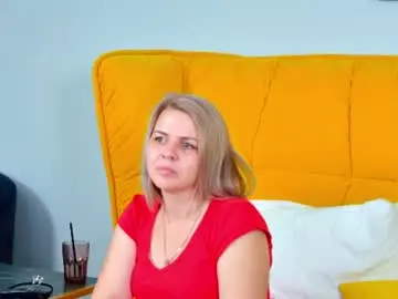 Chaturbate Free Live Porn of adeleravelle