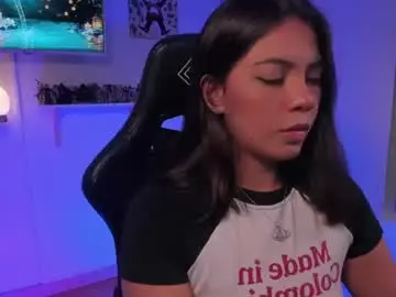 Chaturbate Live Sex Cam of julietariverss