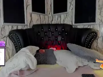 Chaturbate Live Porn of adelinemoretti