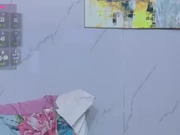 Chaturbate Free Porn Cam of curvyhomebebe