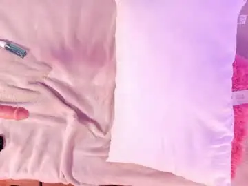 Chaturbate Nude Webcam of mollylewis18