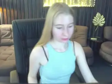 Chaturbate Sex Cam of alina__blonde