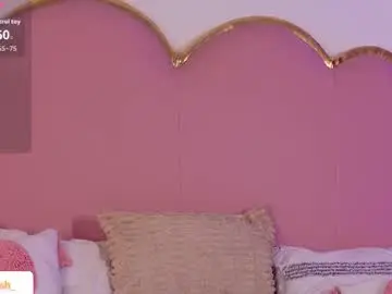 Chaturbate Live Sex Cam of emmacrush