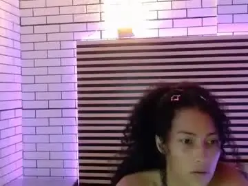 Chaturbate Live Sex Cam of zairamazal