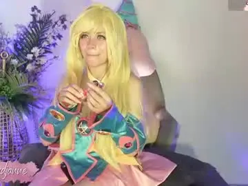 Chaturbate Live Sex Cam of loidjanne