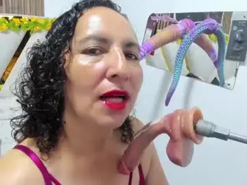 Chaturbate Nude Webcam of luna_naughty1