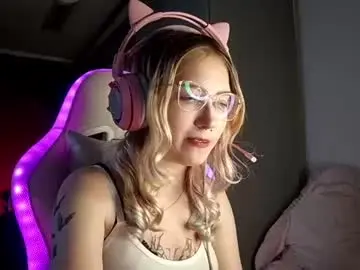 Chaturbate Best live sex cam show of lomamcmeen