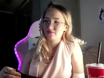 Chaturbate Adult Video Chat of lomamcmeen