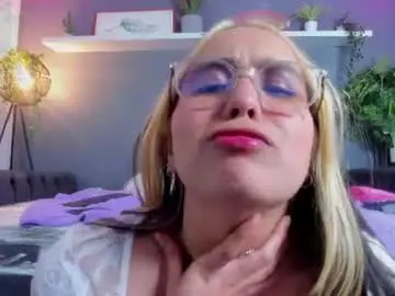 Chaturbate Best live sex cam show of mylleana