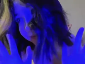 Chaturbate Best live sex cam show of bondi_star
