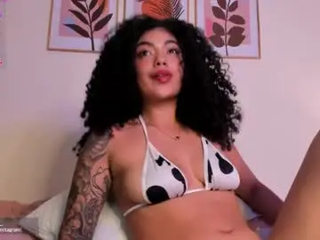 Chaturbate Watch Live Sex Cams of miss_curazao