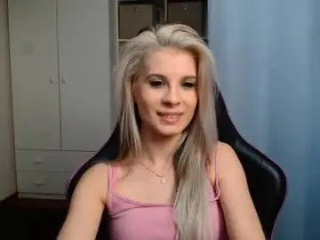 Chaturbate Free Porn Cam of kristineamore