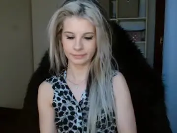 Chaturbate Best live sex cam show of kristineamore