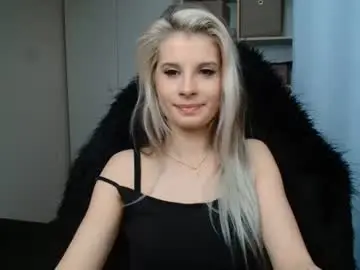 Chaturbate Live Sex of kristineamore