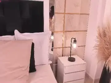 Chaturbate Live Sex of crysta_lrose_