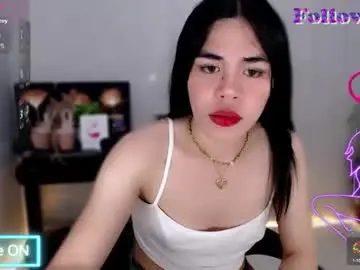 Chaturbate Live Sex Cam of enchantress_mia03