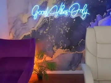 Chaturbate Adult Video Chat of tinynataliee
