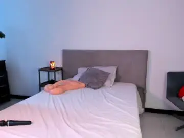 Chaturbate Live Sex of bronzetease
