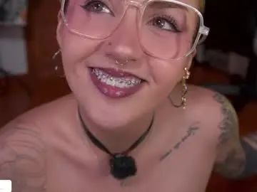 Chaturbate Best live sex cam show of maeeve_