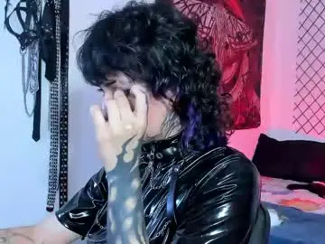 Chaturbate Live Sex of glitch_doll