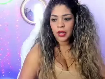 Chaturbate Live Sex of latinamav22