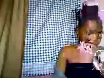 Chaturbate Best live sex cam show of lara_belle