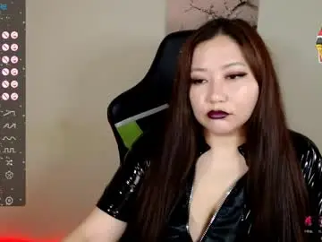 Chaturbate Live Sex of lisa_______