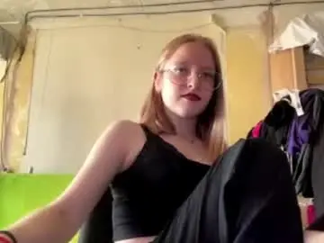 Chaturbate Free Porn Cam of willenasow