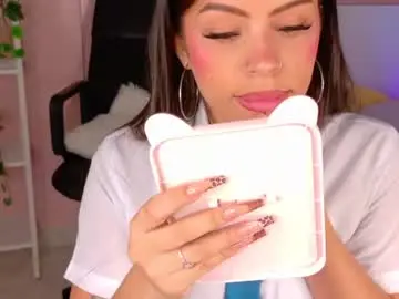 Chaturbate Free Live Porn of anavicc__